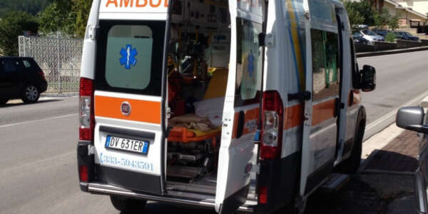 Incidente sul lavoro a Caloveto, operaio in ospedale