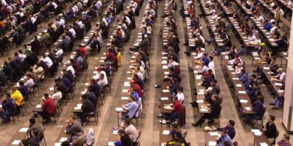 Prof di Cosenza pronti allo scontro per titoli, concorso, supplenze e stipendi