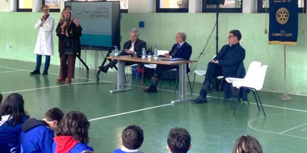Obesità infantile, incontro con gli esperti all’IC Lanzino di Cosenza