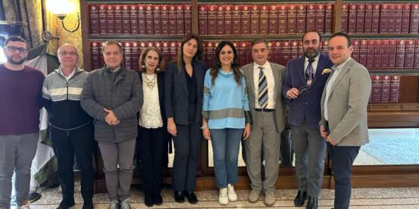 Cosenza, rete in fibra ottica nei piccoli borghi: la presidente della Provincia incontra i rappresentanti di FiberCop