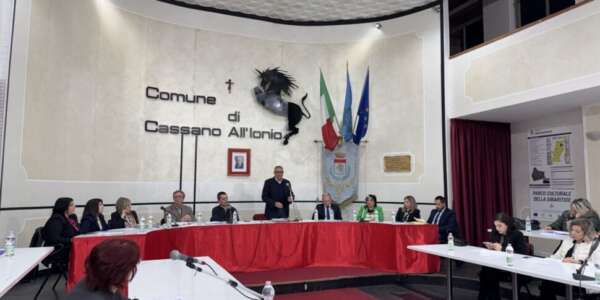 Cassano Ionio, Papasso traccia l’identikit del candidato a sindaco