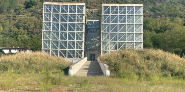 Cosenza, nel Planetario restano spente… le stelle