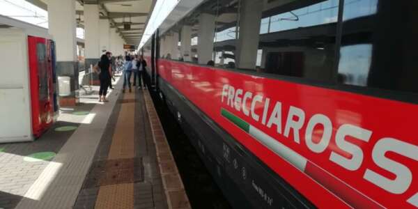 Una falda d’acqua mette a rischio l’AV Salerno-Reggio Calabria. L’allarme del comitato “Pro-Tav” Cosenza. Fs: “I lavori procedono”