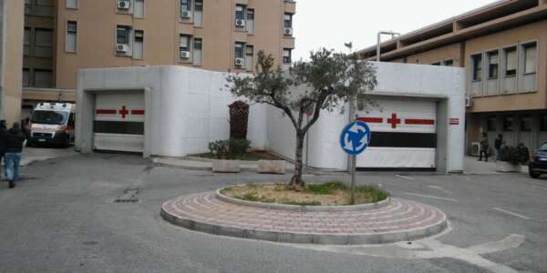“Il Reparto di Oncologia rimanga nell’ospedale di Rossano”, l’appello disperato di Isabella