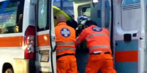 Misteriosa caduta dal balcone di casa: muore 62enne ad Amantea