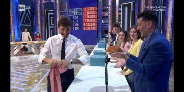 “Affari tuoi” bacia la Calabria: il parrucchiere di Campora Emilio Lepore vince 200mila euro!