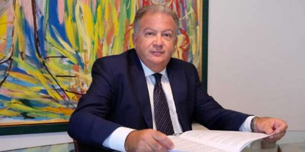 Solidarietà a Carmelo Perrone, vittima di un atto intimidatorio: la condanna di Confindustria Cosenza