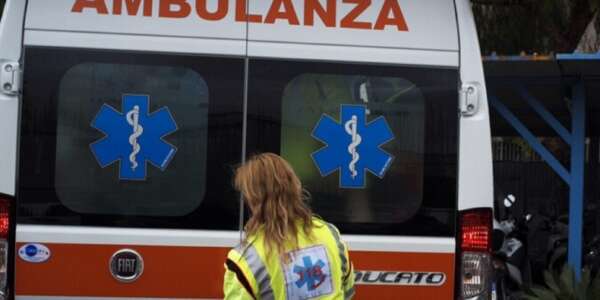 Esplode decespugliatore a Lattarico, padre e figlia ustionati e trasferiti a Bari