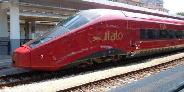 Infrastrutture ferroviarie, il sindaco di Cosenza: “ In 10 anni nulla è cambiato. Interesserò NTV per una nuova coppia di Italo”