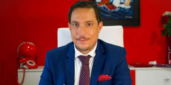 Cosenza, Azione si svincola dal centrodestra e punta ad alleanze locali “variabili”