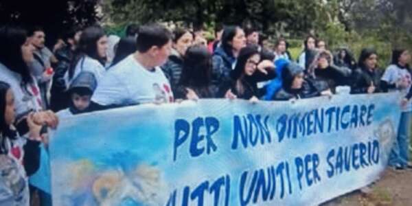 Corigliano Rossano in piazza: “Mai più tragedie come questa”